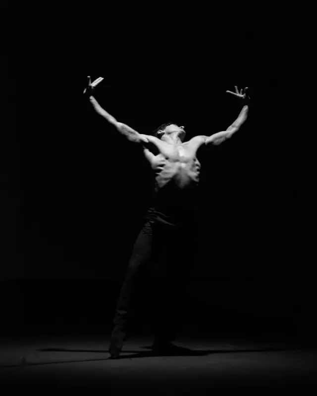 Showcase 1.0 · Dance.Film.Performance (DFP) contemporary dance still 05